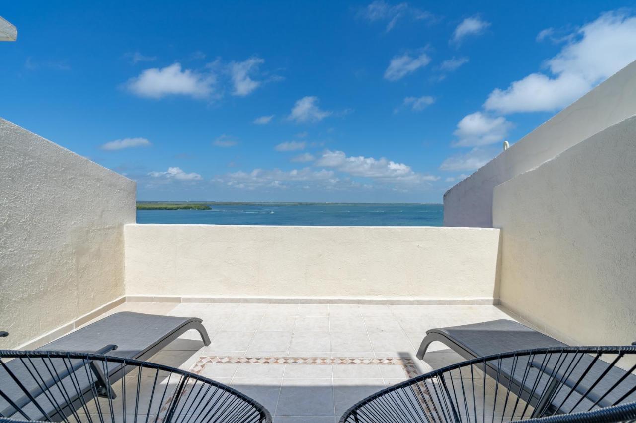 Ocean View Three Bedroom, Three Story Penthouse By The Beach Cancún Exteriér fotografie