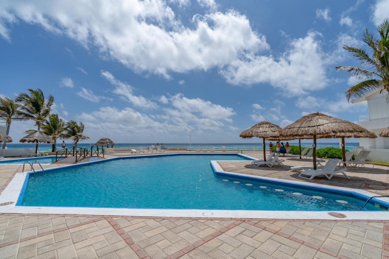 Ocean View Three Bedroom, Three Story Penthouse By The Beach Cancún Exteriér fotografie