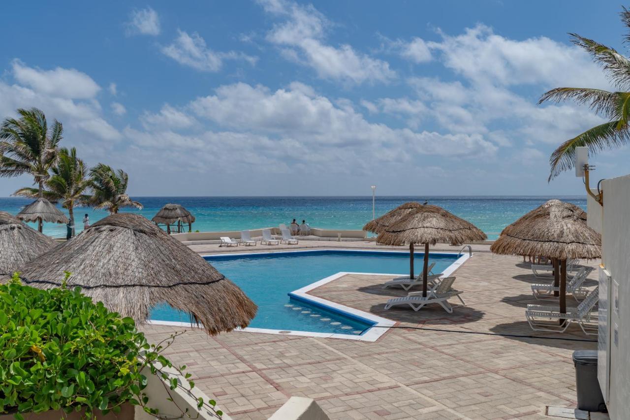 Ocean View Three Bedroom, Three Story Penthouse By The Beach Cancún Exteriér fotografie